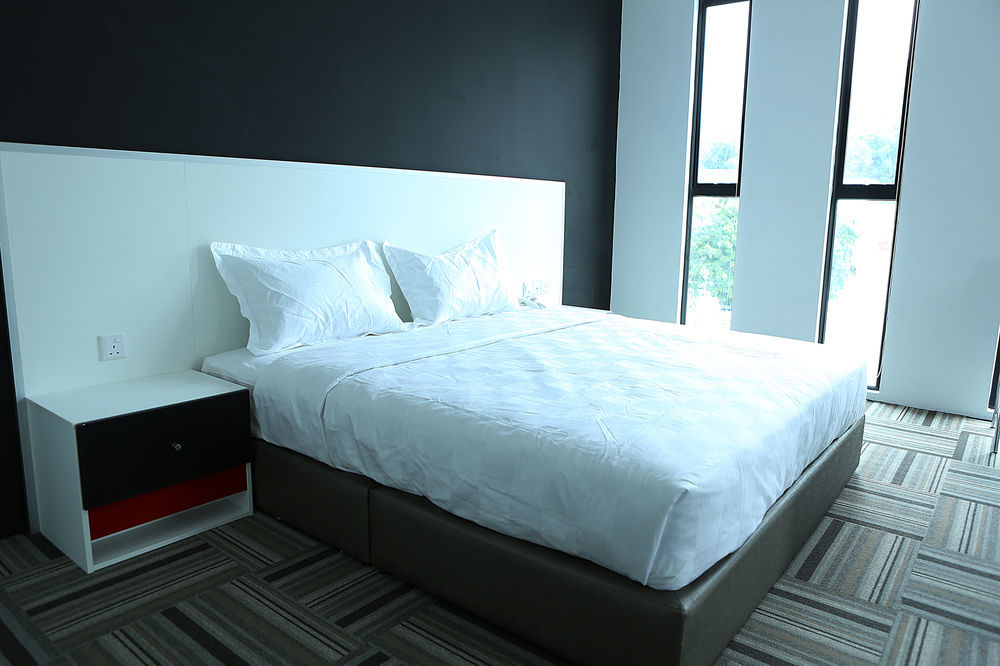 Beverly Hotel Тайпинг Экстерьер фото